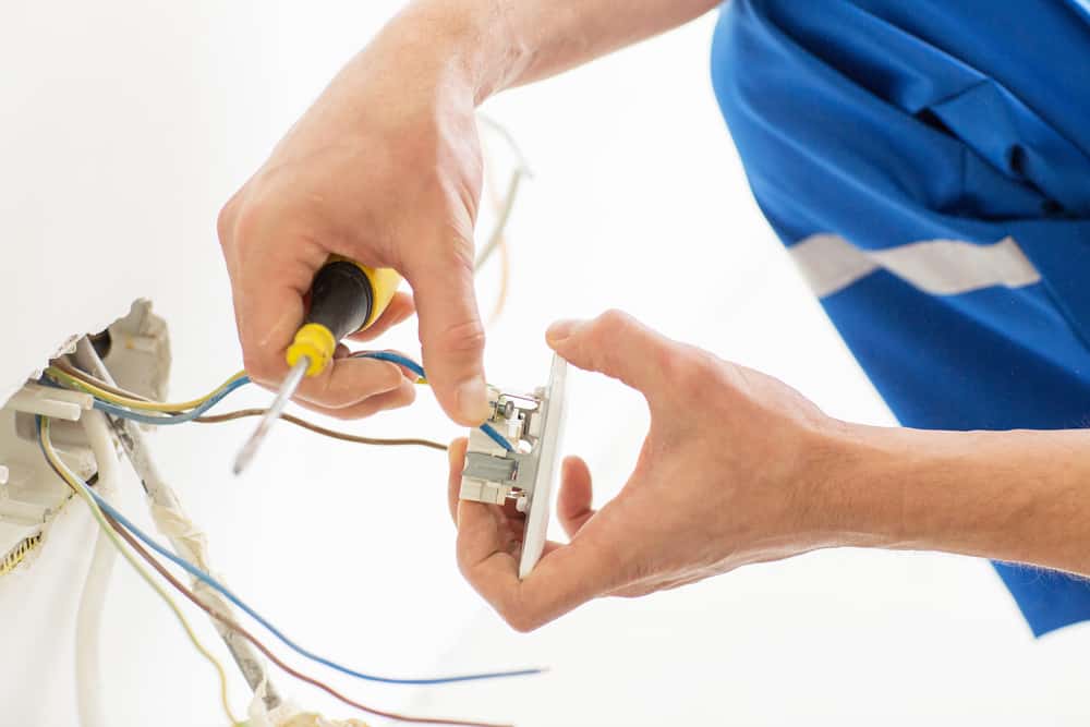 Repairing electrical wires for a outlet